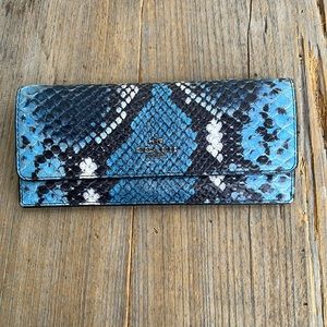 Coach wallet